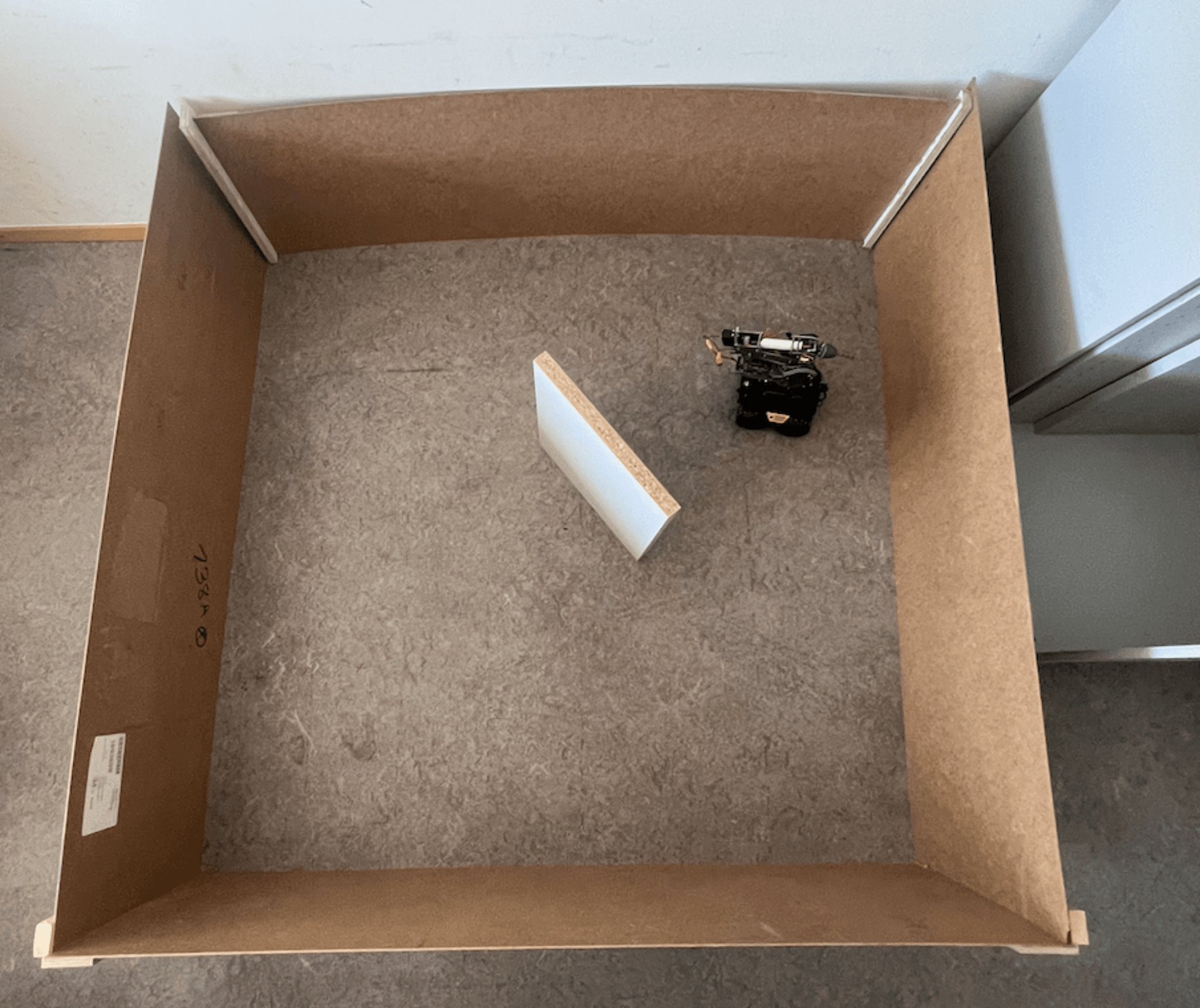 Robot driven to the target position inside the test environment